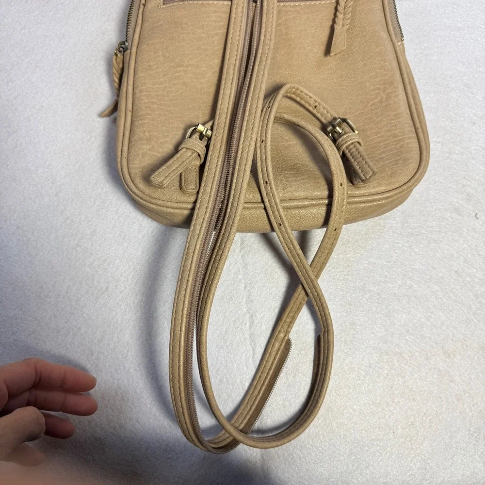 Antik Kraft Tan Vegan Leather Backpack Gold Ring‎ Accent Braided Zipper Pulls